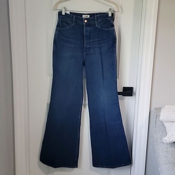 Wrangler Wanderer Indigood High Rise Dark Wash Flare Jeans - Size 28/30 - Picture 3 of 15